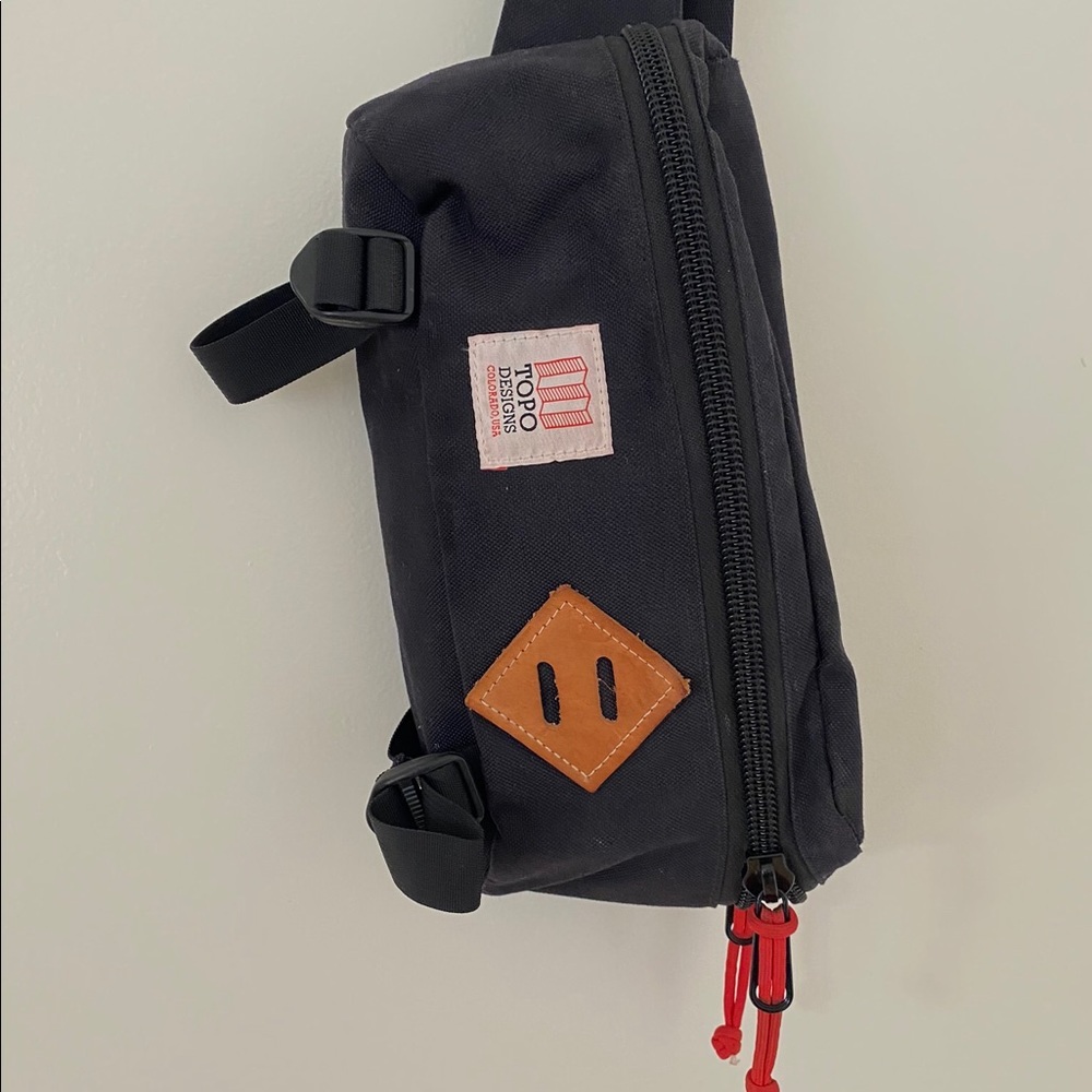 Topo Designs Hip/Sling Pack - Black